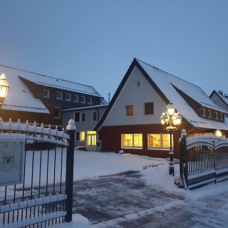 Fewo Fruehling In Der Villa Waldrand Mit Grossem Garten Bad Wünnenberg Exterior foto
